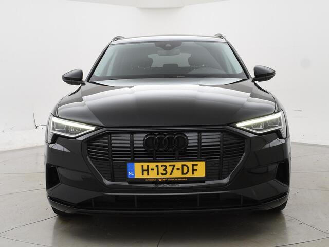 Audi e-tron 50 QUATTRO LAUCH EDITION ALL BLACK PACK + TREKHAAK | LUCHTVERING | CAMERA