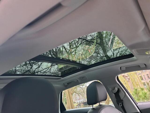 Audi e-tron 50 quattro Launch edition plus PANO LEER Origineel NL