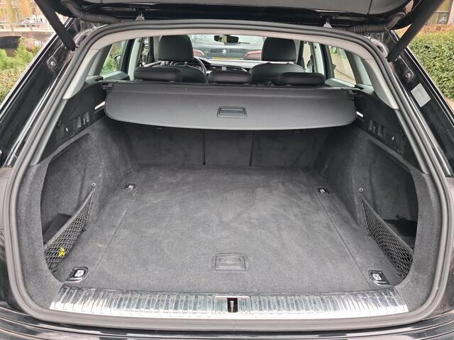 Audi e-tron 50 quattro Launch edition plus PANO LEER Origineel NL