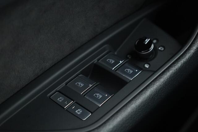 Audi e-tron e-tron 55 quattro advanced 95 kWh | Luchtvering | Adapt. Cruise | Voorstoelen Elek. | Camera