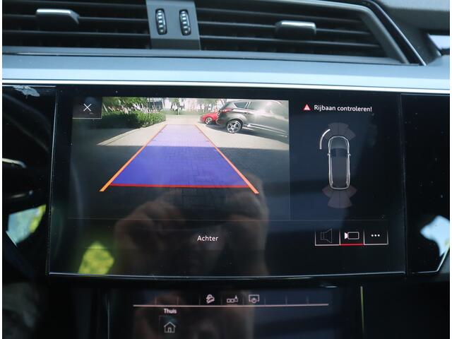 Audi e-tron 50 quattro Business edition Plus 71 kWh / Panoramadak / Sportstoelen
