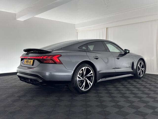 Audi e-tron GT 93 kWh Quattro [ 3-Fase ] (INCL-BTW) *PANO | FULL-LED | LUXURY-LEATHER | AUDI-SOUNDSYSTEM | DIGI-COCKPIT | NAVI-FULLMAP | HEATED-SPORTSEATS | TOP-VIEW | DAB | KEYLESS | LANE-ASSIST | SHIFT-PADDLES | PRIVACY-GLASS | 20