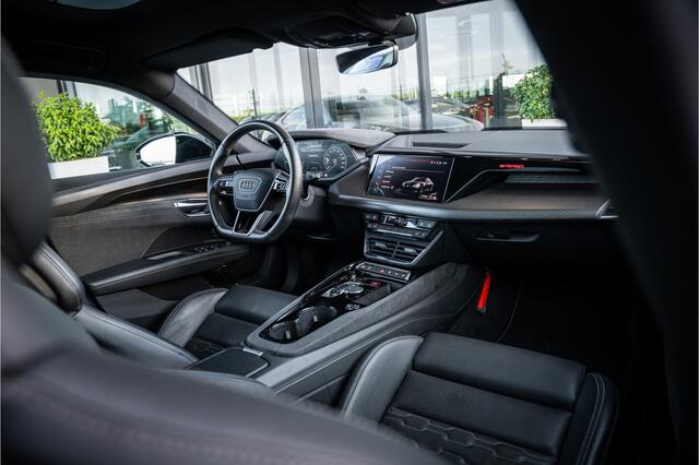 Audi e-tron GT RS 93 kWh - Panorama | B&O | Carbon | Massage | Stoelkoeling | Luchtvering