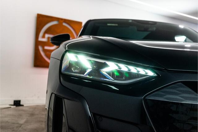 Audi e-tron GT RS 93 kWh 600PK | B&O | Pano | Carbon | Luchtvering | Matrix | VOL! 12 MND Garantie