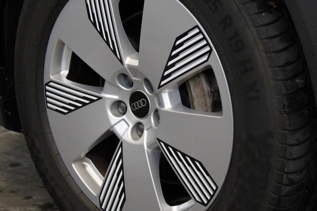 Audi e-tron 55 quattro edition 95 kWh - LED - Luchtvering