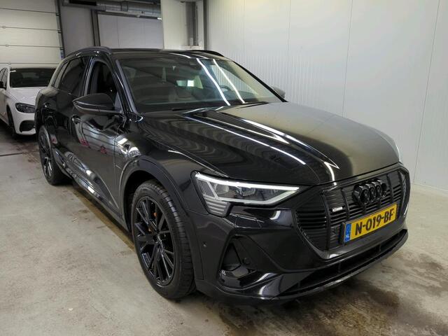 Audi e-tron 55 quattro S edition 95 kWh | Panorama | Trekhaak | 21 Inch |
