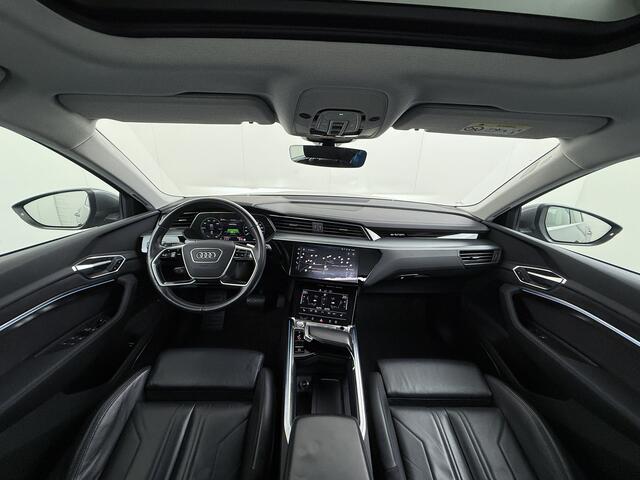 Audi e-tron 50 Quattro 313pk SOH 92% Leer Pano-dak Bang&Olufsen®-Hifi Memory Adaptieve Cruise Control Stoelverwarming DAB Elek.verst.Stoelen Led Elek.Achterklep Business Edition Plus 71kWh 1e Eigenaar Origineel Nederlandse Auto Nieuwprijs ¤75.963,-