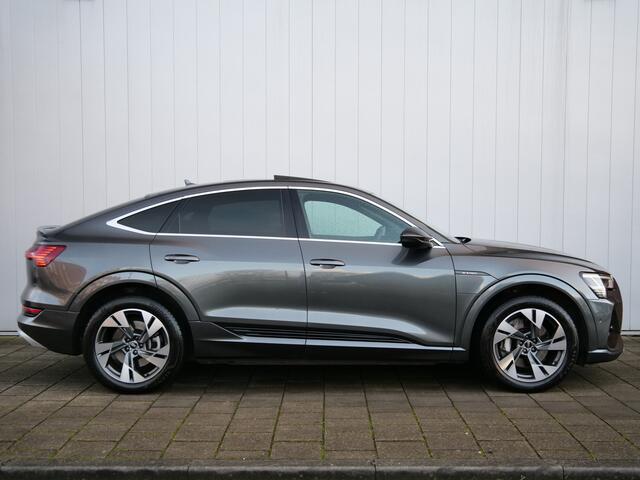 Audi e-tron Sportback 55 quattro S edition 95 kWh 408 Pk Automaat Soh 96% / Pano-dak / Trekhaak / Carplay