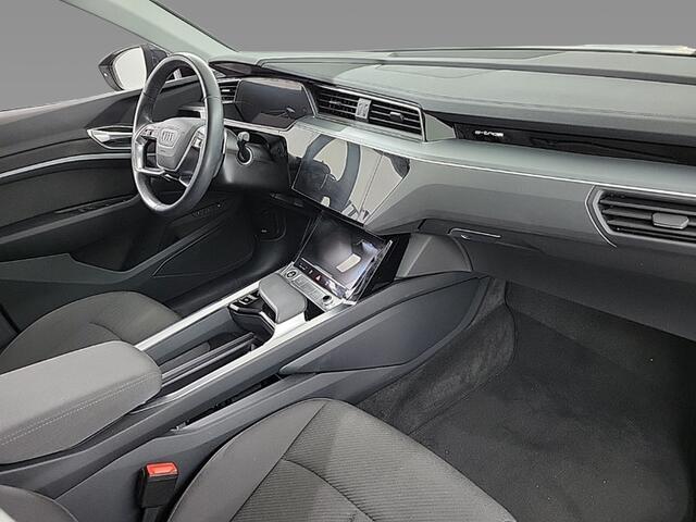 Audi e-tron Sportback 55 quattro Business edition 95 kWh 2e-Eig. & Dealer-Onderh. BOVAG-Garantie. NL-Auto.