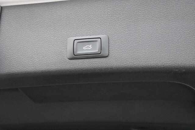 Audi e-tron 55 quattro S edition 95 kWh 408pk