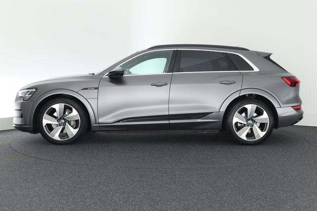 Audi e-tron 55 quattro 95 kWh 408pk SOH 95% Trekhaak 360Camera ACC Keyless Stoelverwarming Memory Navigatie