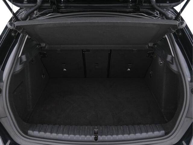 BMW 1-SERIE 116d Executive Edition Sport-Line *VIRTUAL-COCKPIT | FULL-LED | NAVI-FULLMAP | LEDER-MICROFIBRE | AMBIENT-LIGHT | ECC | PDC | APP-CONNECT | CRUISE | SPORT-SEATS | 17"ALU*