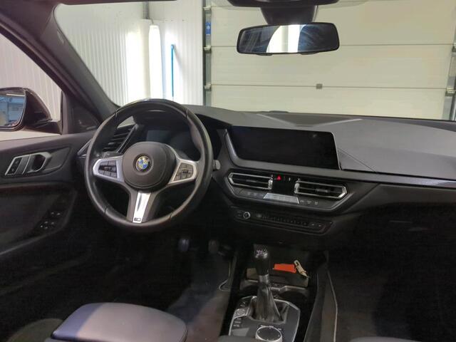 BMW 1-SERIE 118d Executive Edition Sportline LED Panoramadak