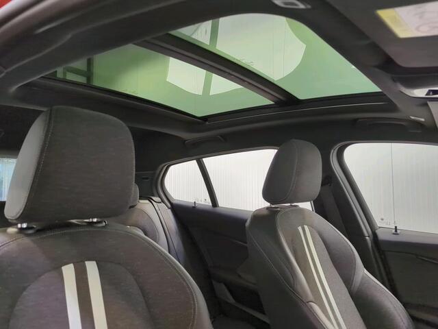 BMW 1-SERIE 118d Executive Edition Sportline LED Panoramadak