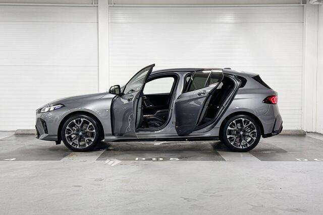 BMW 1-SERIE 120 | M-Sport | Innovation Pack | Head-up Display | Harman/Kardon | Comfort Access