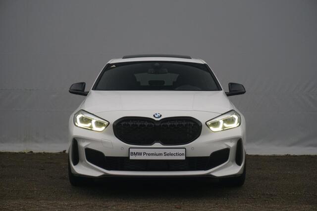 BMW 1-SERIE 5-deurs M135i xDrive | Comfort Pro Pack | M Performance Pack | Travel Pack