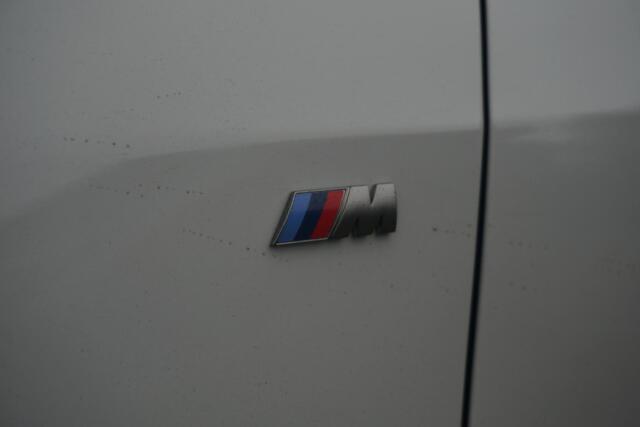 BMW 1-SERIE 5-deurs M135i xDrive | Comfort Pro Pack | M Performance Pack | Travel Pack