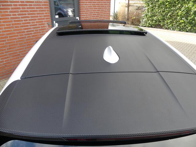 BMW 1-SERIE 118i High Executive / M-Sport / Panodak / Sfeer