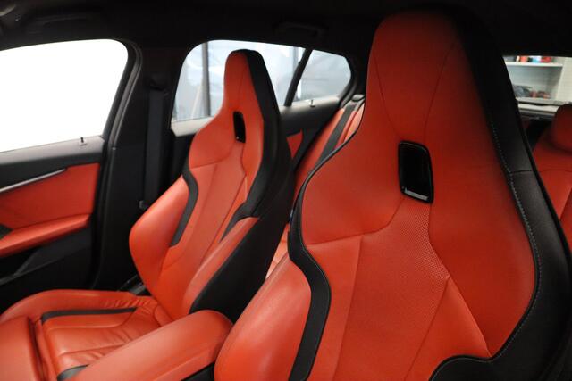 BMW 1-SERIE M135i xDrive High Executive Edition 306PK Headup Display Navigatie PDC VCP Cruise Control 19LMV Volleder interieur Schaal stoelen