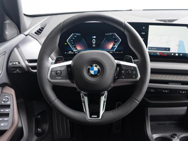 BMW 1-SERIE 120 | M Sportpakket Pro | Comfort Access | Panoramadak | Harman-Kardon | Verwarmd Stuurwiel | 18''