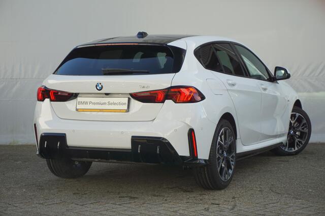 BMW 1-SERIE 120 M Sport Design 18'' / Premium Pack / Verwarmde Sportstoelen / Trekhaak / Comfort Acces