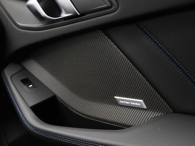 BMW 1-SERIE 120 M Sportpakket Pro | Premium Pack | Stuurwielrand Verwarmd | Comfort Access | Panoramadak | Driving Assistant | Harman Kardon | 19''