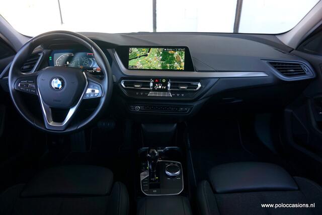 BMW 1-SERIE 118i Sport-line | Sportinter | DAB+ | Automaat | Carplay