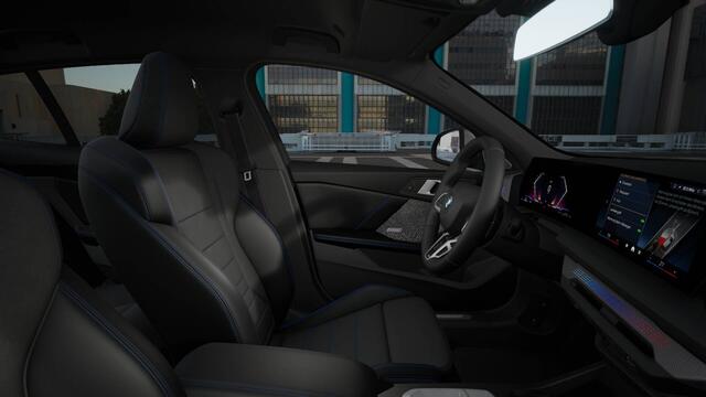 BMW 1-SERIE 120 M Sport Automaat / Sportstoelen / Adaptieve LED / M Adaptief onderstel / Comfort Access / Parking Assistant / Stoelverwarming