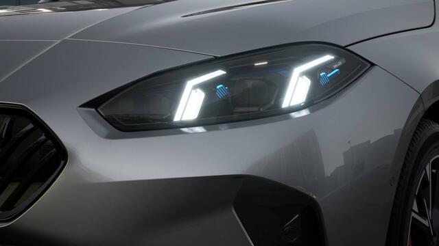 BMW 1-SERIE 120 M Sport Automaat / Sportstoelen / Adaptieve LED / M Adaptief onderstel / Comfort Access / Parking Assistant / Stoelverwarming