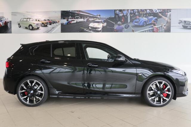 BMW 1-SERIE 5-deurs 123 xDrive | M Sportpakket Pro | Premium Pack