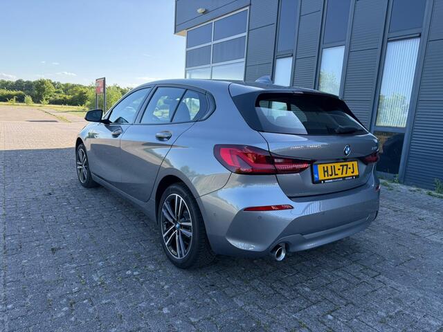 BMW 1-SERIE 118i