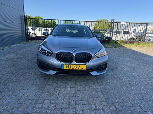 BMW 1-SERIE 118i