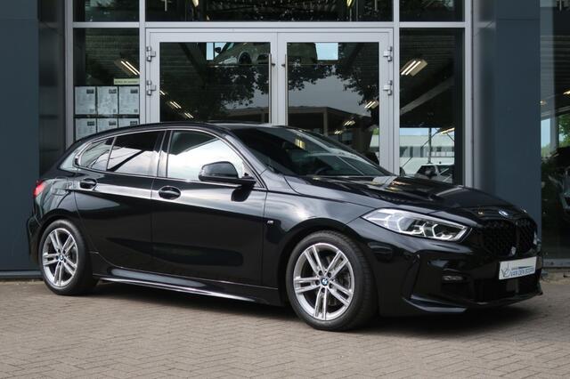 BMW 1-SERIE 118I M-SPORT, LED Verlichting, Navi, Clima, etc.