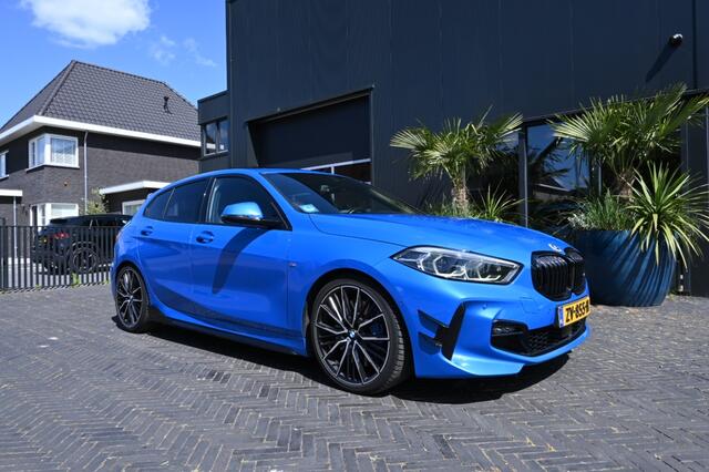 BMW 1-SERIE 118d Executive Ed. M sport full option trekhaak afneembaar