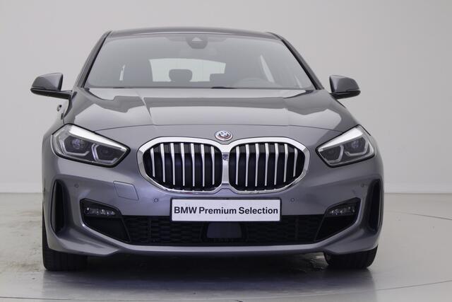BMW 1-SERIE 120i M-Sport | Camera | 50-Jahre | Hifi |