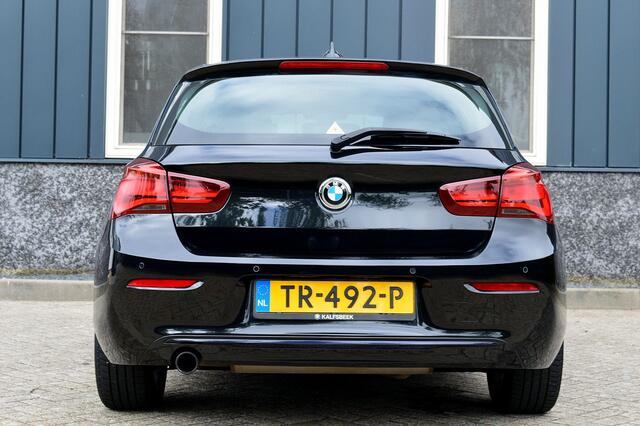 BMW 1-SERIE 118i Sport-Line Rijklaarprijs-Garantie Navigatie Led Sport Interieur Airco