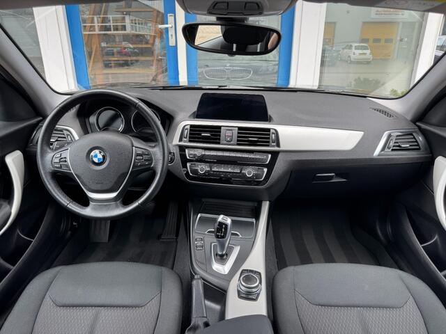 BMW 1-SERIE 118i Corporate Lease I Automaat I Navigatie I Dealer onderhouden