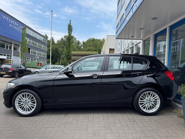 BMW 1-SERIE 118i Corporate Lease I Automaat I Navigatie I Dealer onderhouden