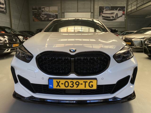 BMW 1-SERIE M135i xDrive Business Edition Plus Cruise, Pano, Harman/kardon