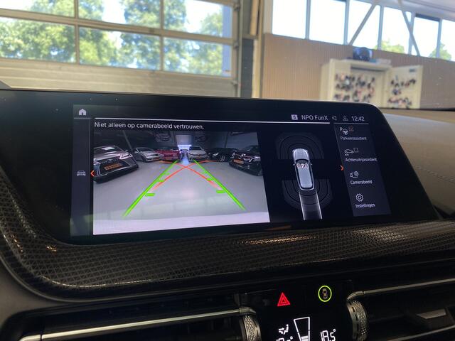 BMW 1-SERIE M135i xDrive Business Edition Plus Cruise, Pano, Harman/kardon