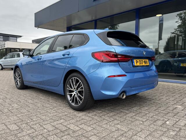 BMW 1-SERIE 118i High Executive| Clima, Cruise, Carplay, Stoelverwarming,