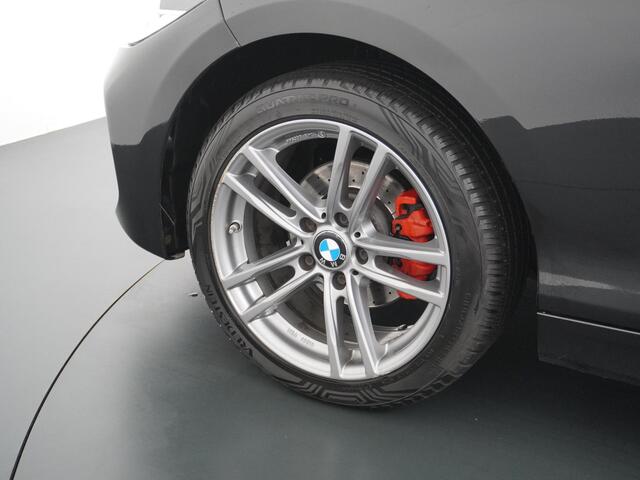 BMW 1-SERIE 116i M Sport Leder-Alcantara/Sportstoelen/17inch etc.