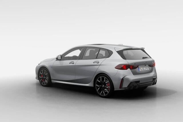 BMW 1-SERIE 123 xDrive | M Sport Pro | Premium Pack | Harman-Kardon sound system