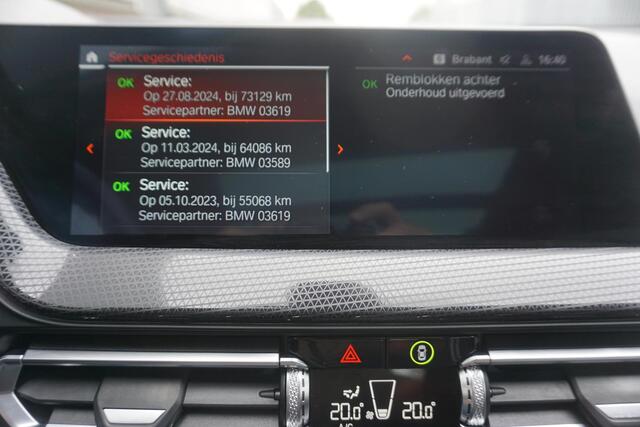 BMW 1-SERIE 118i 140PK Automaat Sport-line/Panodak/Camera/ Parking Pack