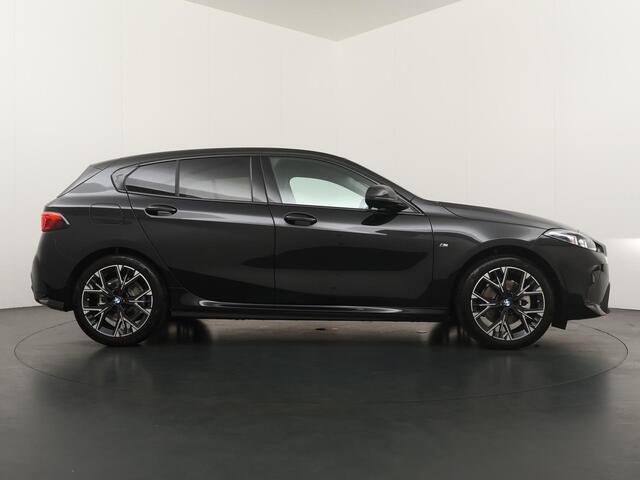 BMW 1-SERIE 120 M Sport Design Edition | Premium Pack | Trekhaak |