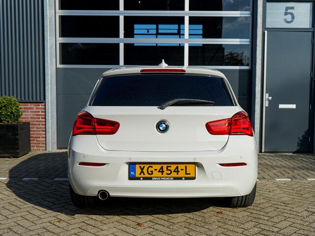 BMW 1-SERIE 118i High Executive