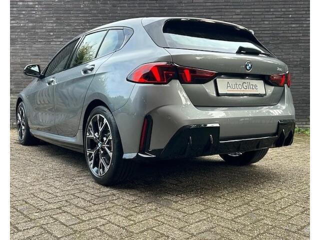 BMW 1-SERIE 120 M Sport Design Edition l Sfeer Verlichting l Automaat l Apple Carplay