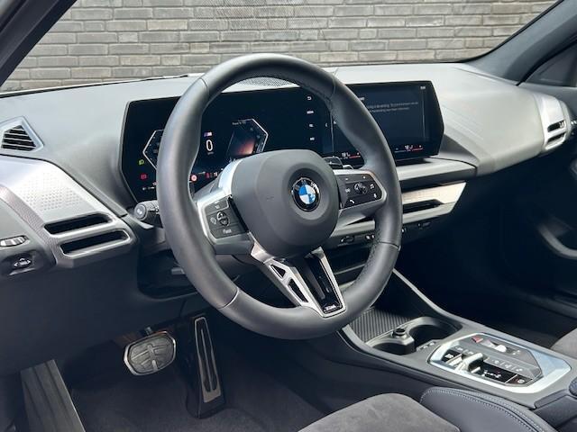 BMW 1-SERIE 120 M Sport Design Edition l Sfeer Verlichting l Automaat l Apple Carplay