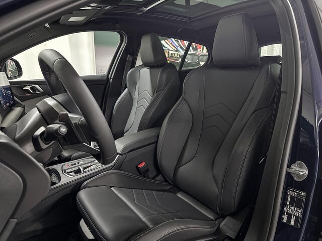 BMW 1-SERIE 120 | M-Sport Pro | Innovation Pack | Driving Assistant | Harman/Kardon | Head-up Display | Panoramadak | Comfort Access