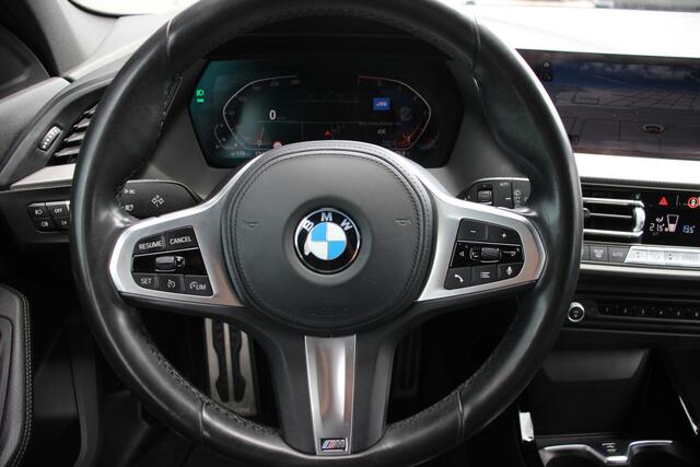 BMW 1-SERIE 118i M-Sport | Digitale cockpit | Leder | camera | DAB
